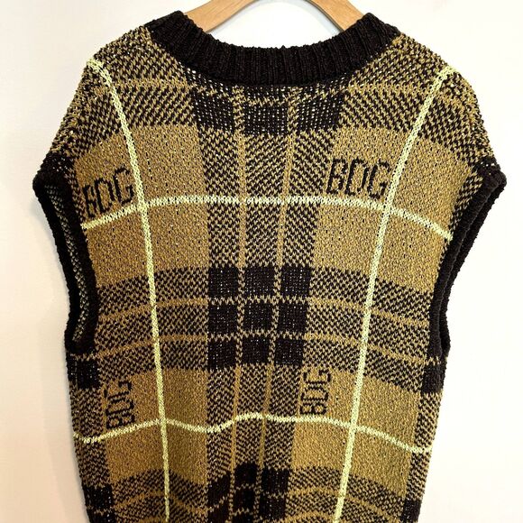 BDG Womens Sweater Vest Size XS Sleeveless Top V-neck Spring Fall Winter - Picture 11 of 16